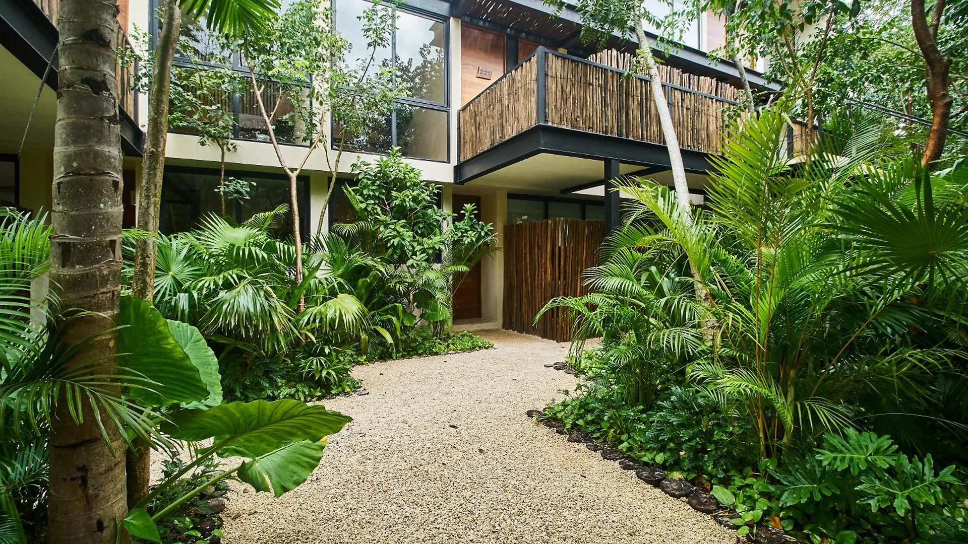 דירות טולום Modern Hideaway With Private Pool And Terrace 0*,