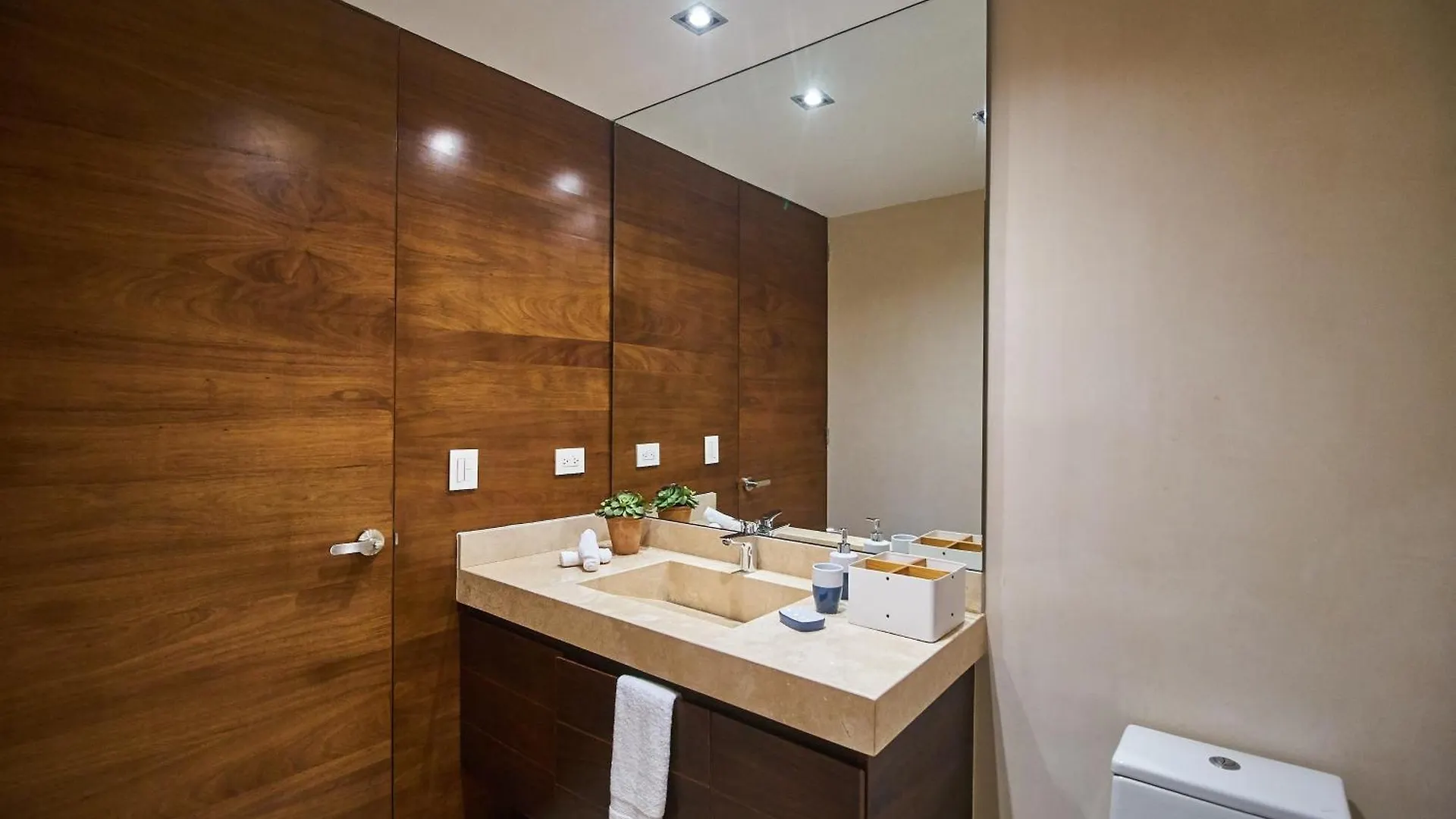 דירות טולום Modern Hideaway With Private Pool And Terrace